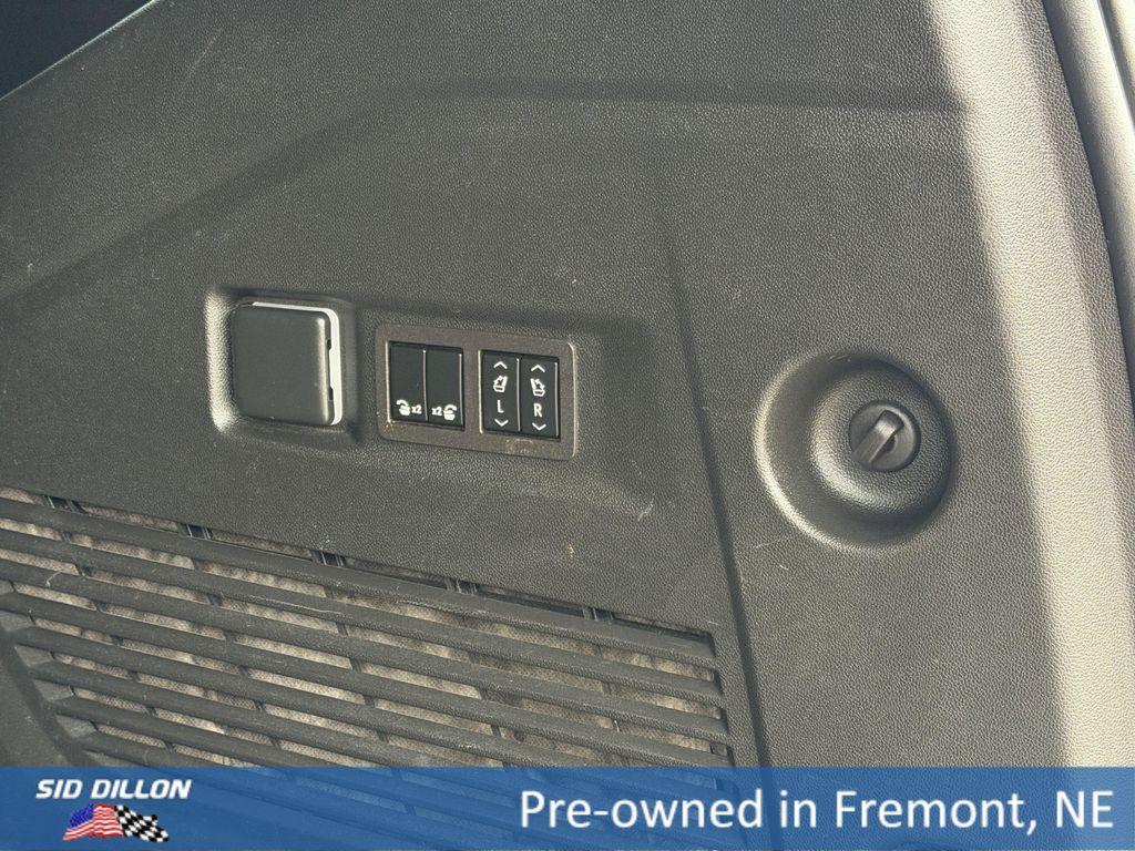 used 2023 GMC Yukon car, priced at $59,995