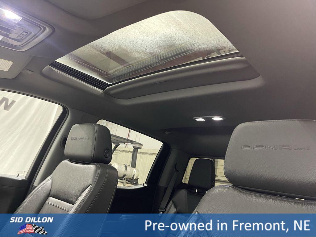 used 2021 GMC Sierra 1500 car, priced at $37,995