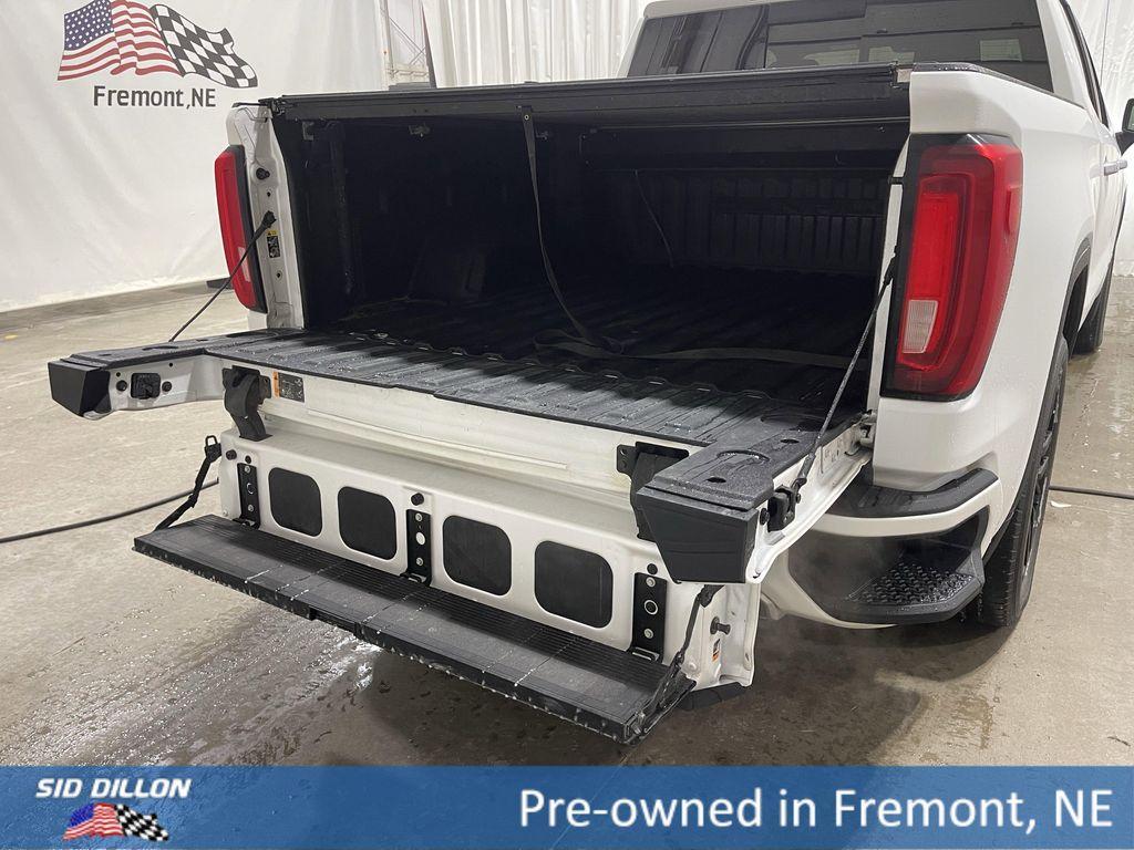 used 2021 GMC Sierra 1500 car, priced at $37,995