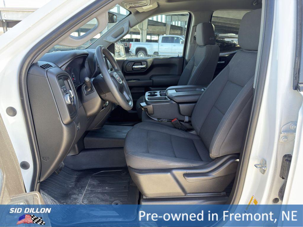 used 2023 GMC Sierra 1500 car, priced at $24,995