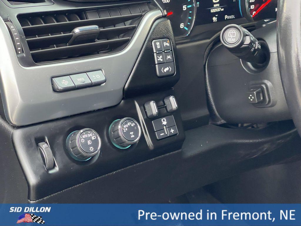 used 2020 Chevrolet Suburban car, priced at $29,999