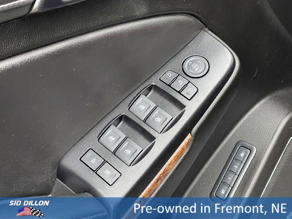 used 2020 Chevrolet Suburban car, priced at $29,999