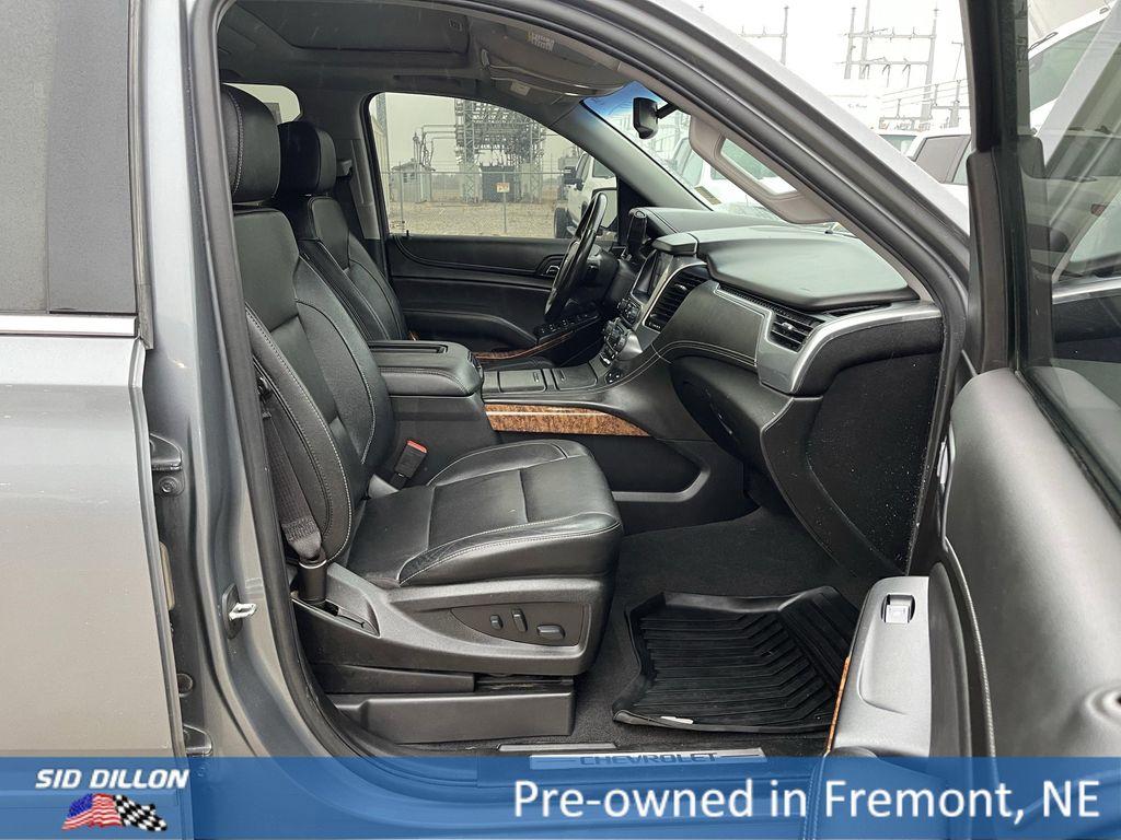 used 2020 Chevrolet Suburban car, priced at $29,999