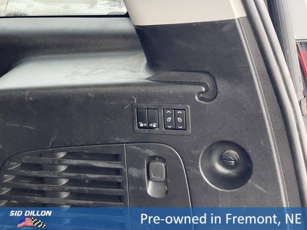 used 2020 Chevrolet Suburban car, priced at $29,999