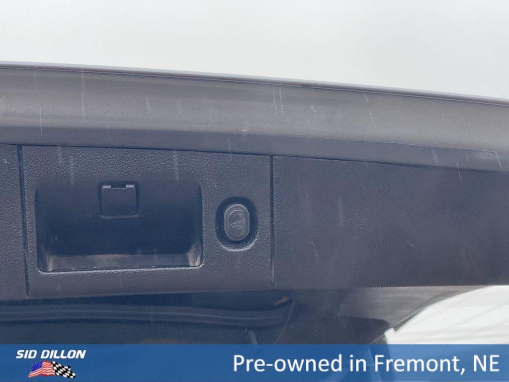 used 2020 Chevrolet Suburban car, priced at $29,999