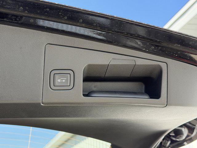 new 2026 Cadillac XT5 car, priced at $62,490