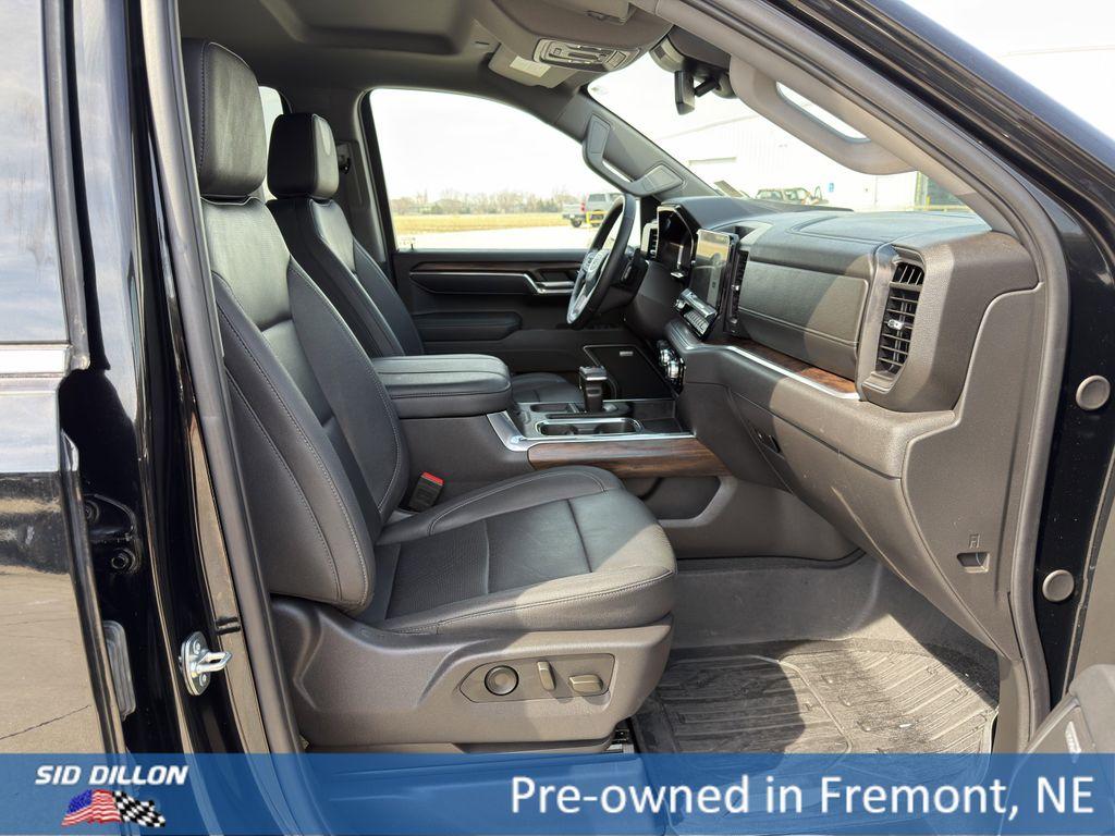 used 2025 GMC Sierra 1500 car, priced at $49,995