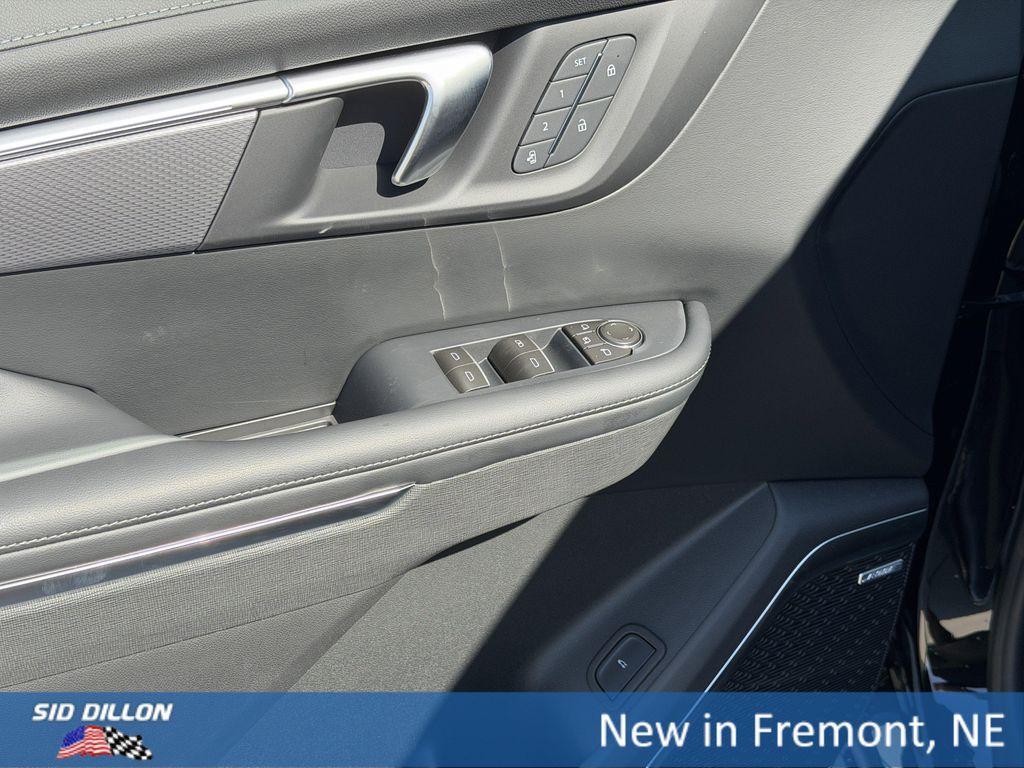 new 2026 Buick Enclave car, priced at $61,105