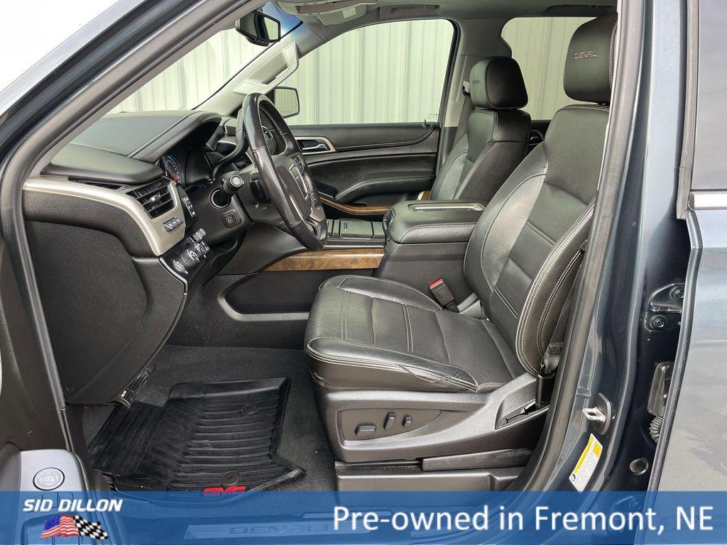 used 2019 GMC Yukon car, priced at $33,995