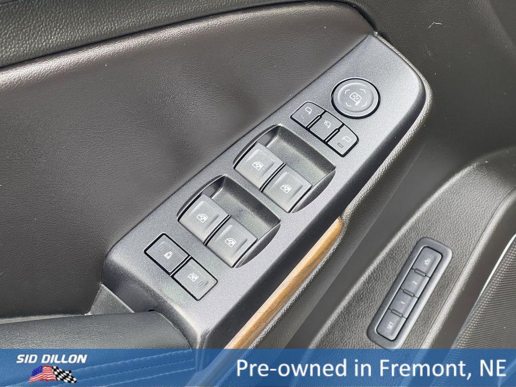 used 2019 GMC Yukon car, priced at $33,995