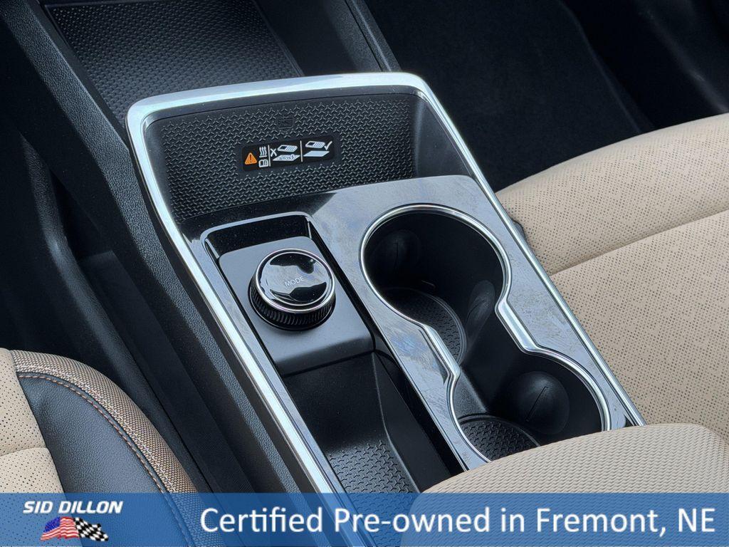 used 2025 Chevrolet Equinox car, priced at $33,995