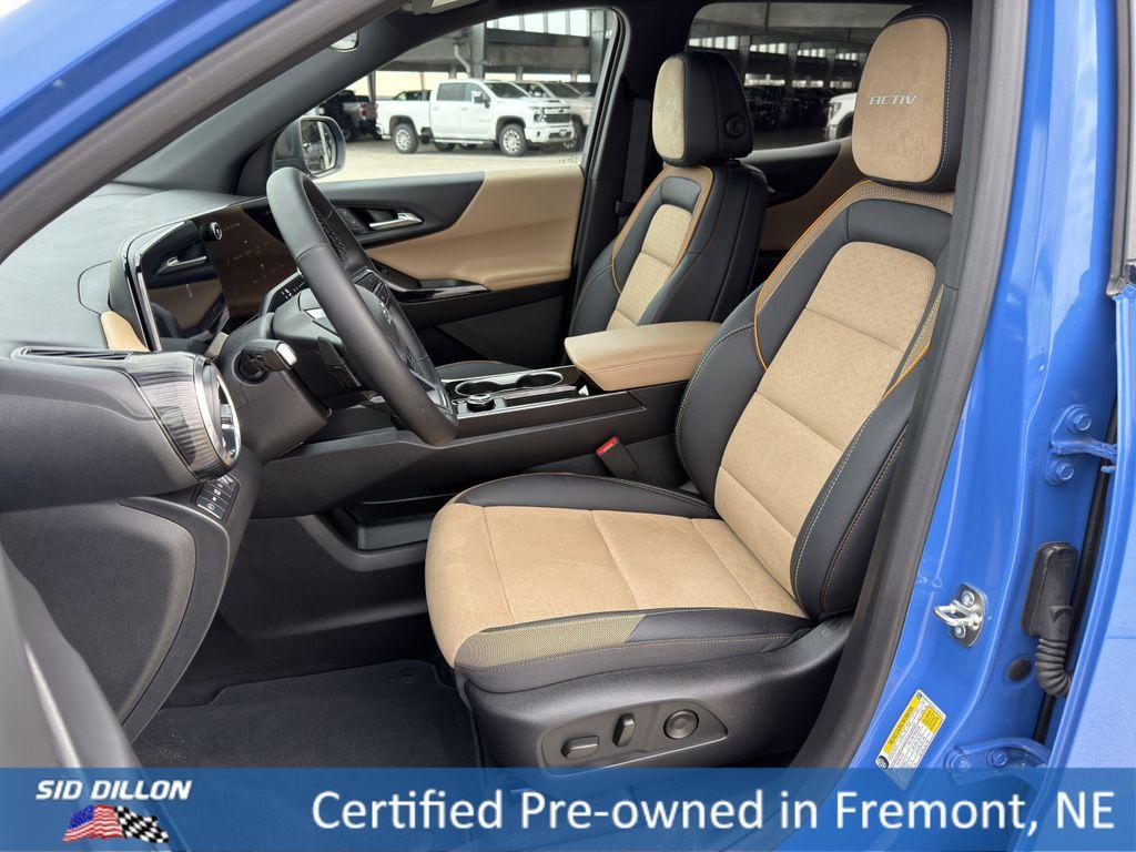 used 2025 Chevrolet Equinox car, priced at $33,995