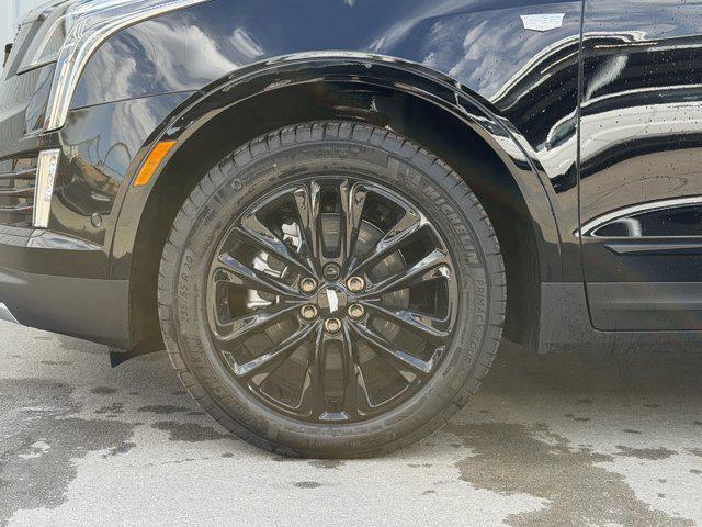 new 2026 Cadillac XT5 car, priced at $63,520