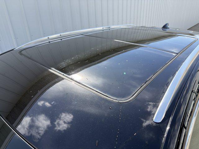 new 2026 Cadillac XT5 car, priced at $63,520