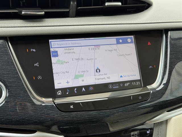 used 2024 Cadillac XT6 car, priced at $40,294