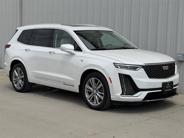 used 2024 Cadillac XT6 car, priced at $40,294