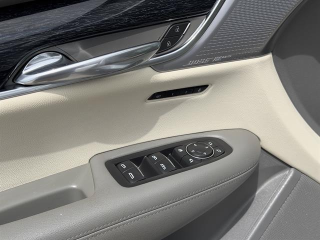used 2024 Cadillac XT6 car, priced at $40,294
