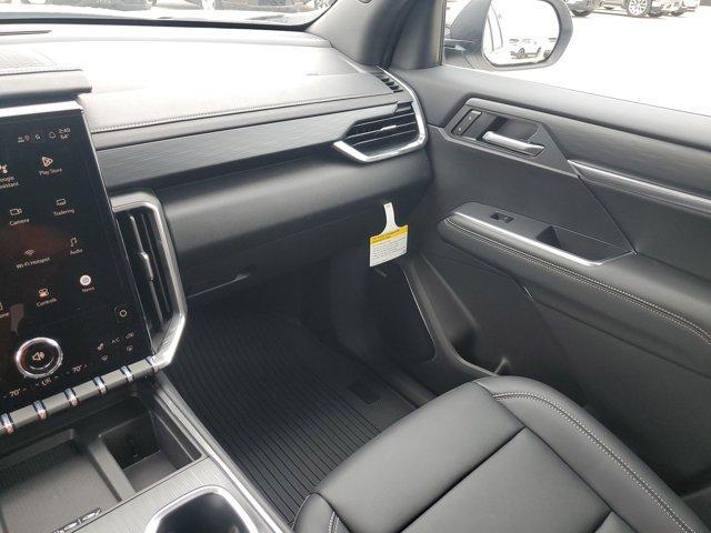 new 2026 GMC Acadia car, priced at $49,371