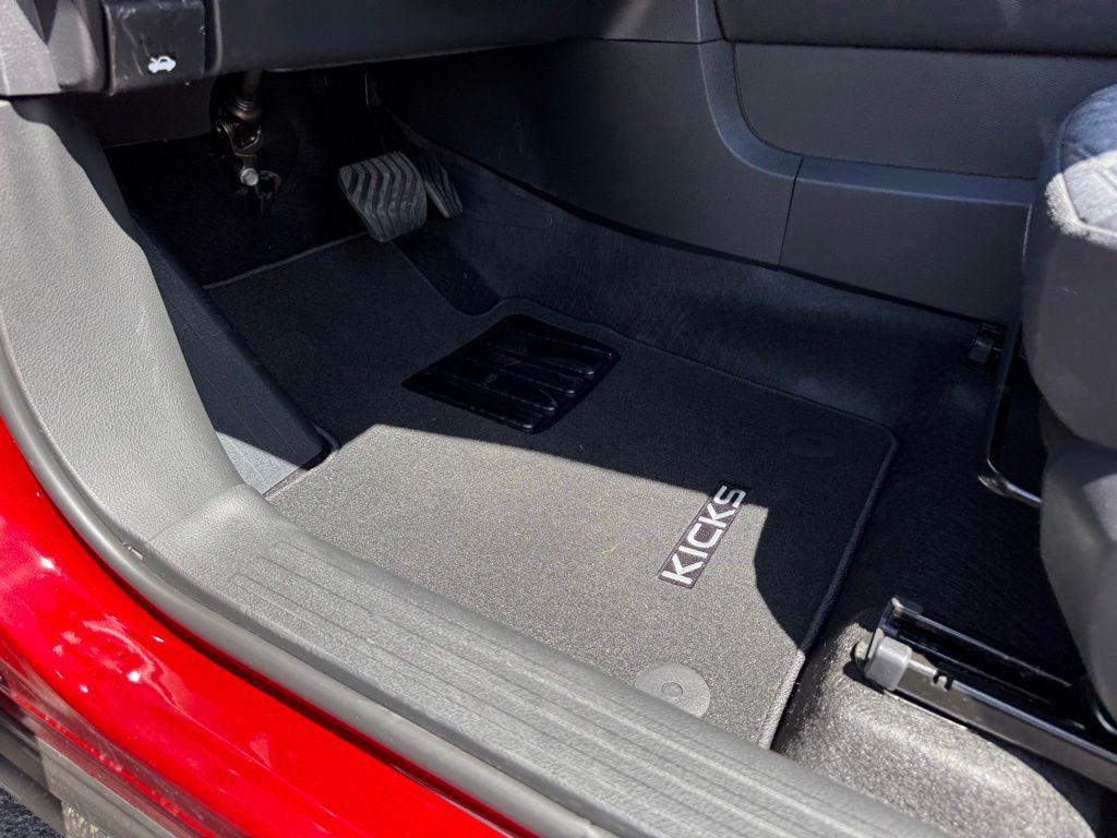 new 2025 Nissan Kicks car, priced at $23,592