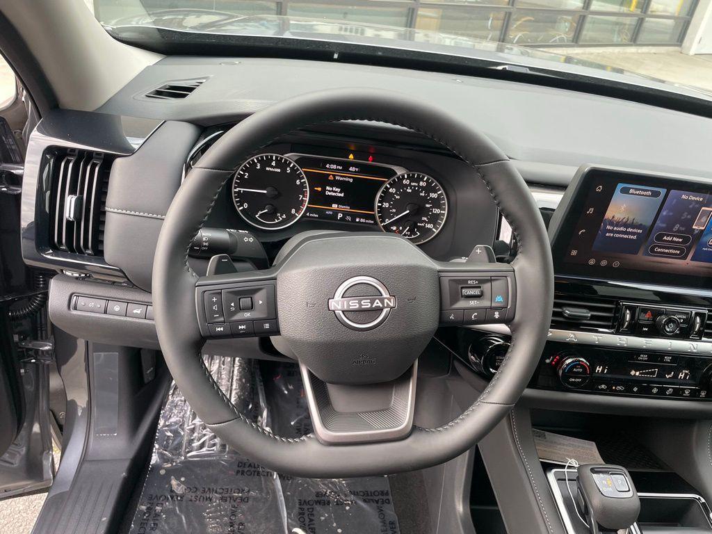 new 2026 Nissan Pathfinder car, priced at $40,260