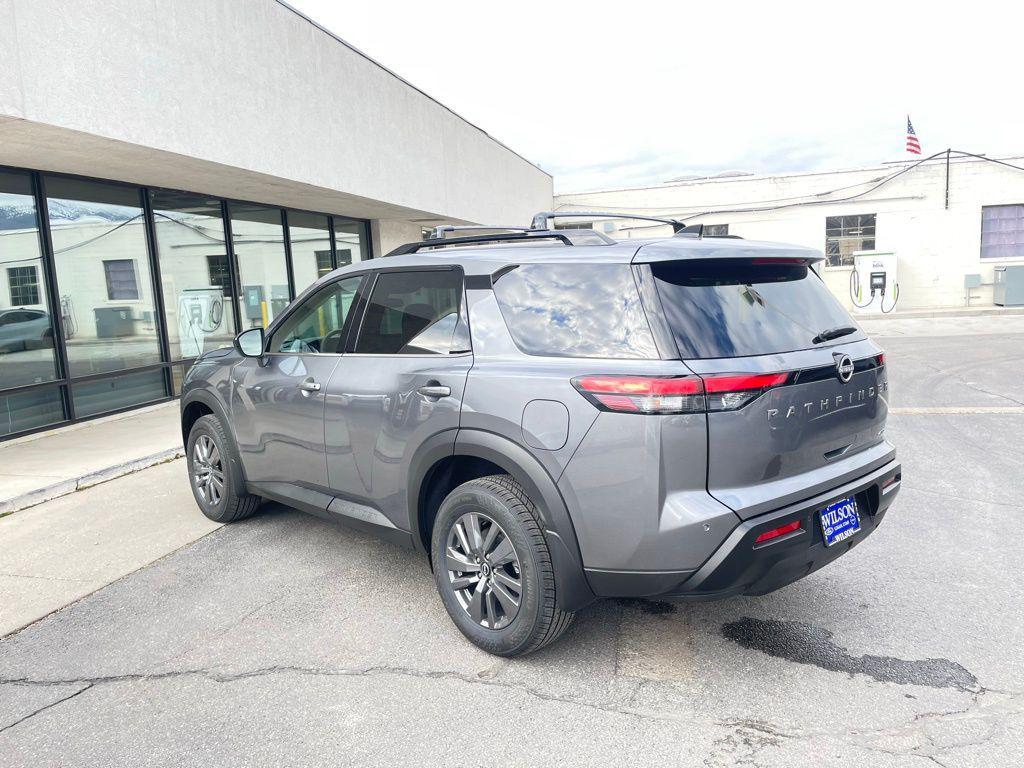 new 2026 Nissan Pathfinder car, priced at $40,260