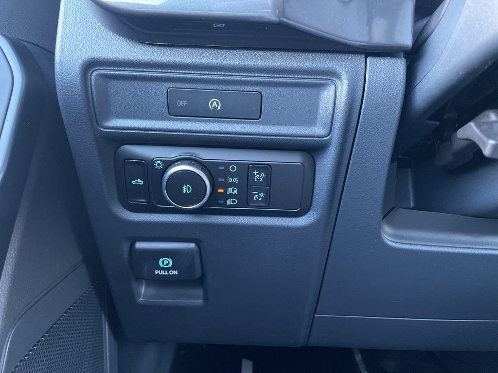 new 2025 Ford F-150 car, priced at $46,280