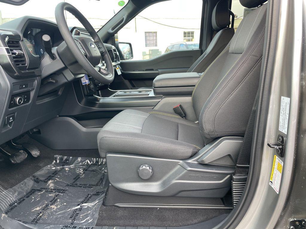 new 2025 Ford F-150 car, priced at $46,720