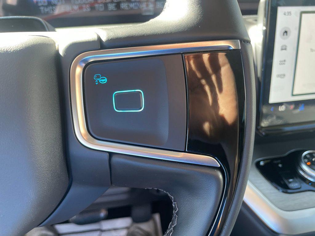 new 2025 Ford Expedition Max car, priced at $78,067