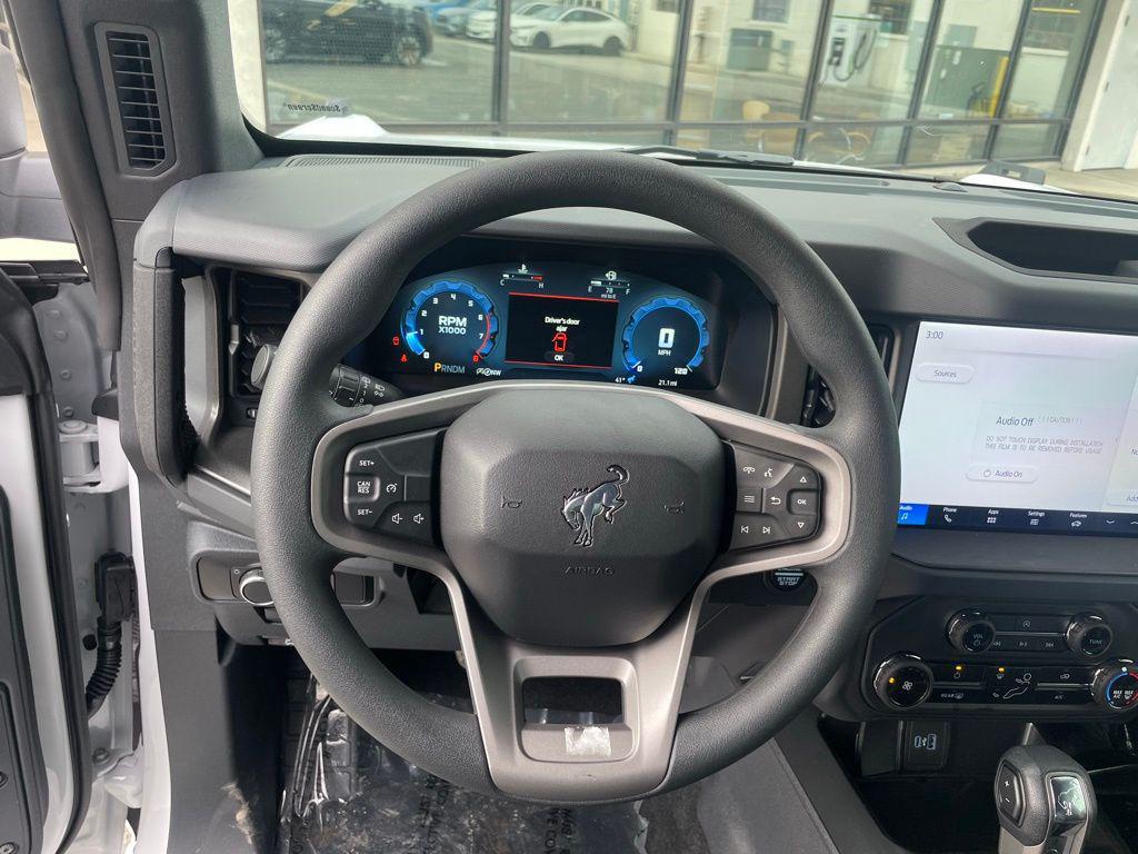 new 2025 Ford Bronco car, priced at $43,785