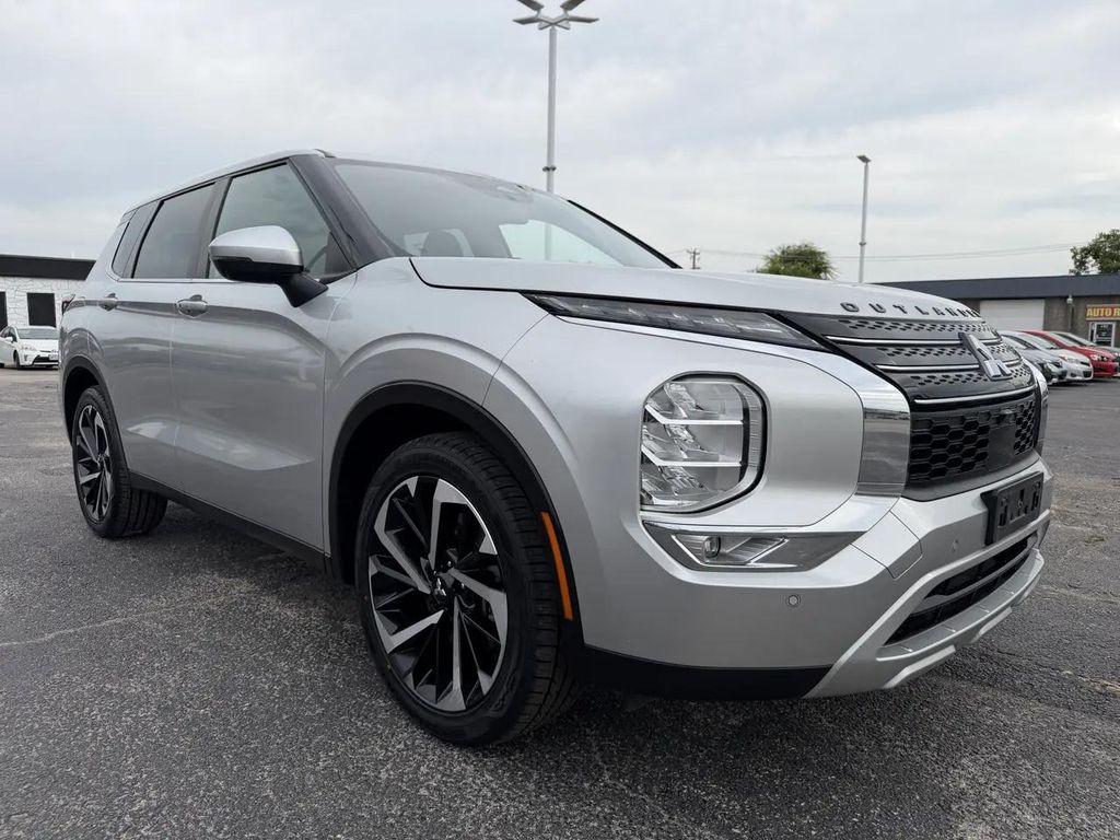 used 2023 Mitsubishi Outlander car, priced at $17,975