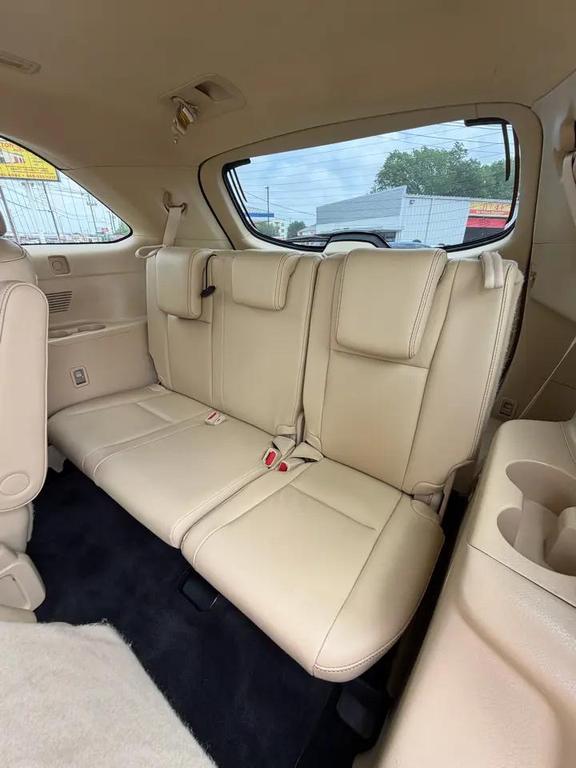 used 2017 Toyota Highlander car, priced at $23,995
