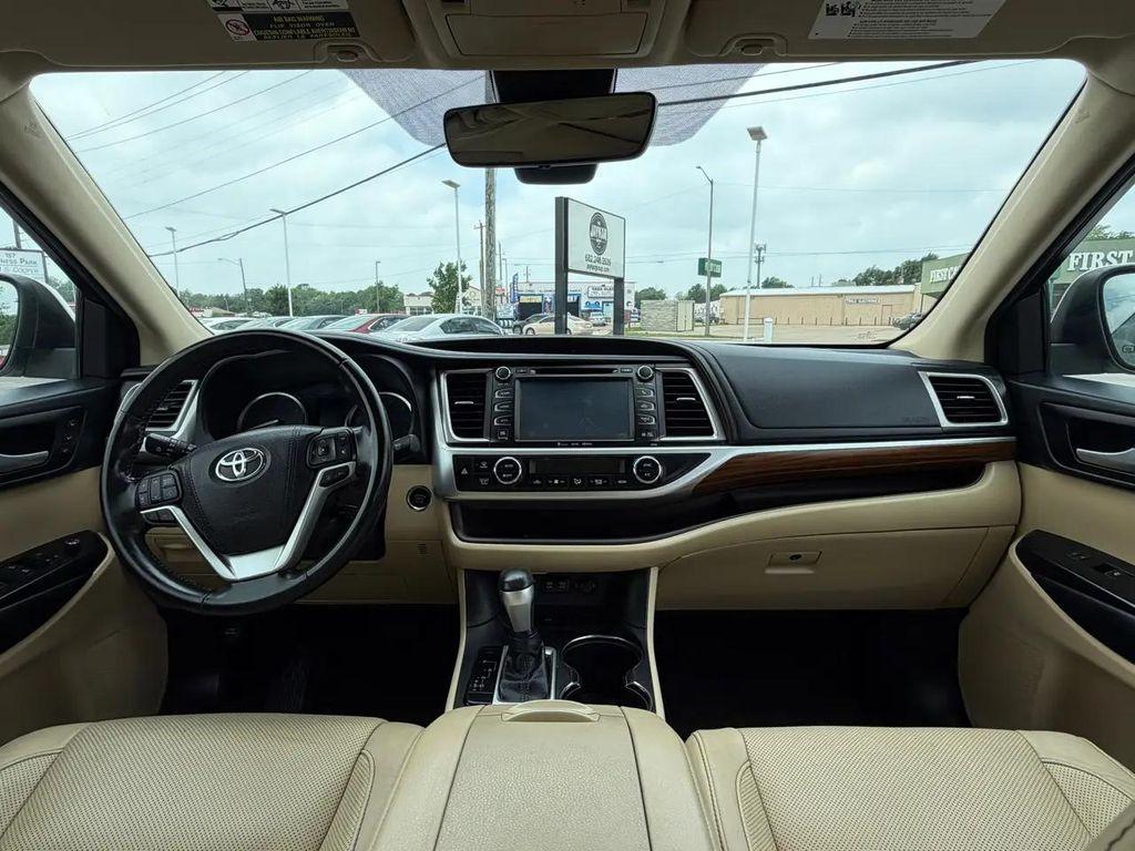 used 2017 Toyota Highlander car, priced at $23,995