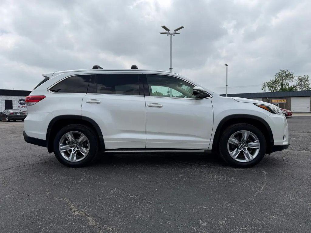 used 2017 Toyota Highlander car, priced at $23,995