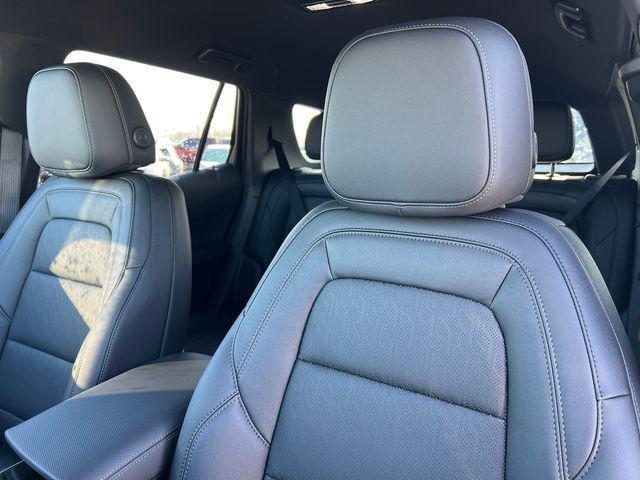 new 2026 Chevrolet Equinox car, priced at $32,182