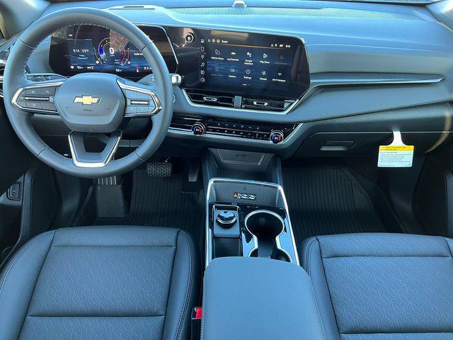 new 2026 Chevrolet Equinox car, priced at $35,282