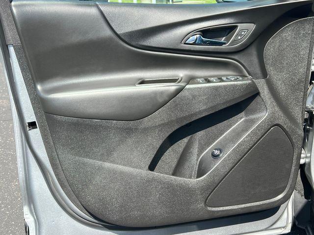 used 2024 Chevrolet Equinox car, priced at $22,044