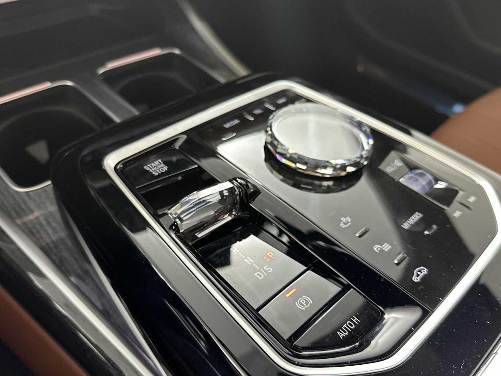 new 2026 BMW 760 car, priced at $134,610