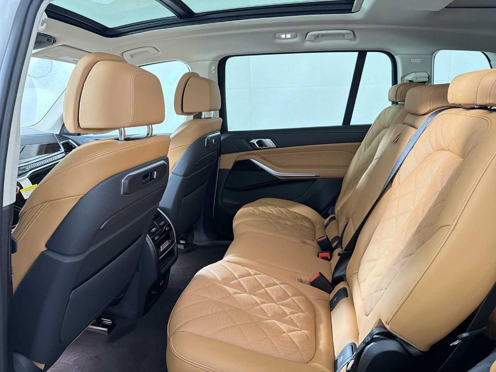 new 2026 BMW X7 car, priced at $90,155