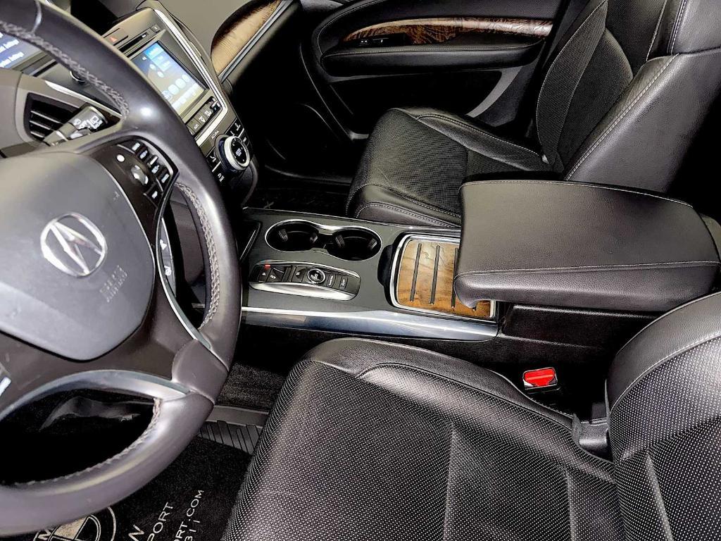 used 2020 Acura MDX car, priced at $27,498