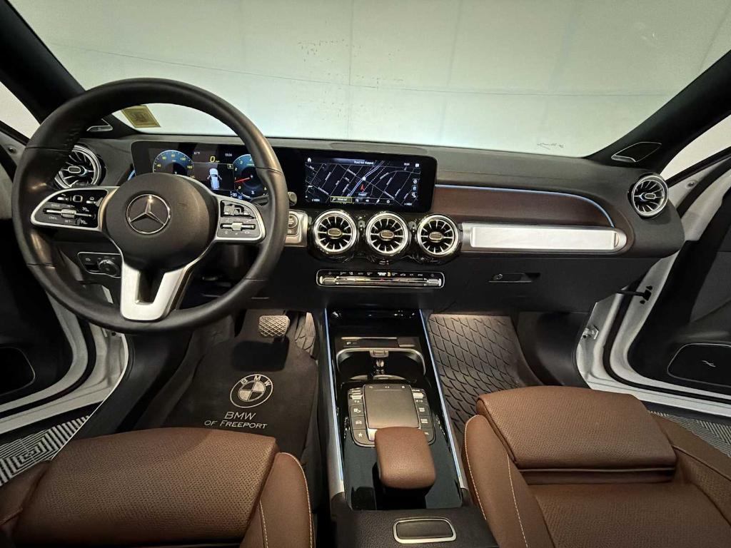 used 2022 Mercedes-Benz GLB 250 car, priced at $27,795