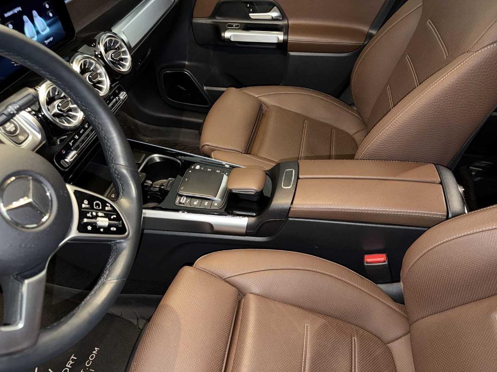 used 2022 Mercedes-Benz GLB 250 car, priced at $27,795