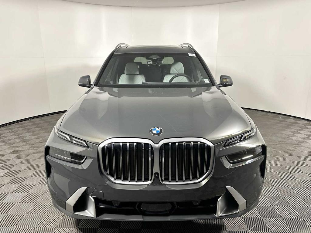new 2026 BMW X7 car, priced at $97,280