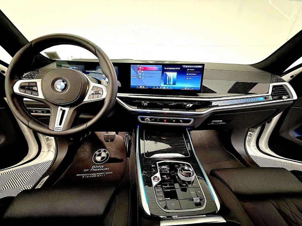 used 2025 BMW X7 car, priced at $99,998
