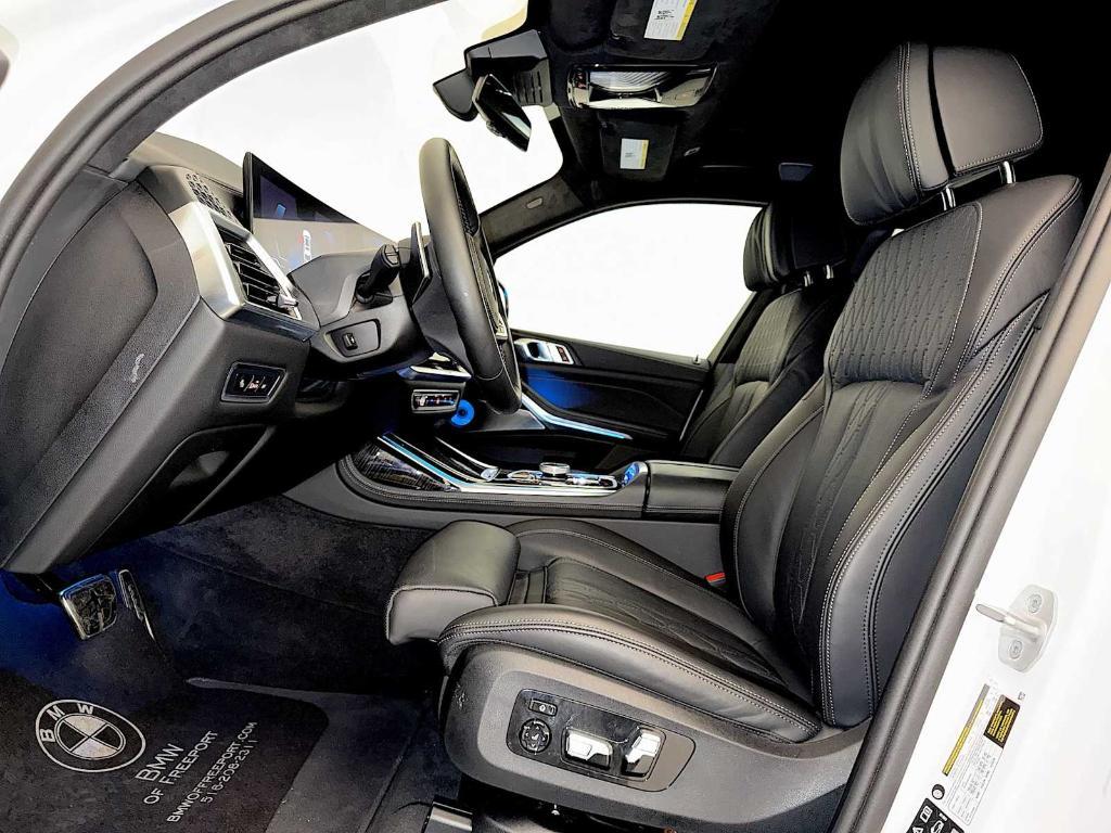 used 2025 BMW X7 car, priced at $99,998