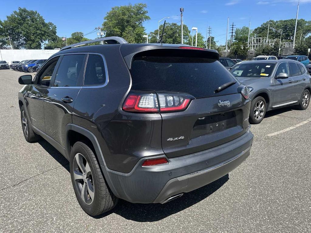 used 2020 Jeep Cherokee car, priced at $19,118