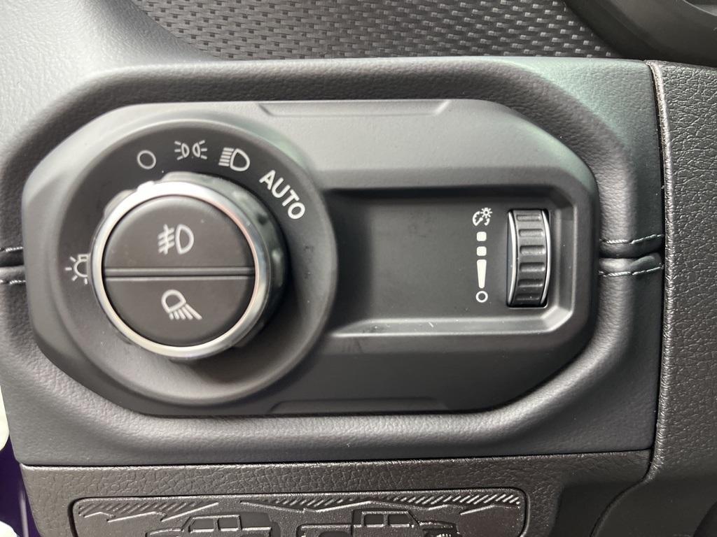 new 2026 Jeep Gladiator car, priced at $58,585