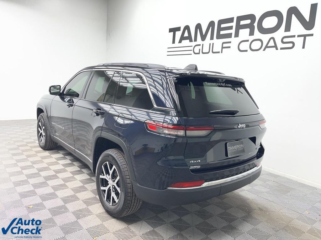 used 2025 Jeep Grand Cherokee car, priced at $40,895