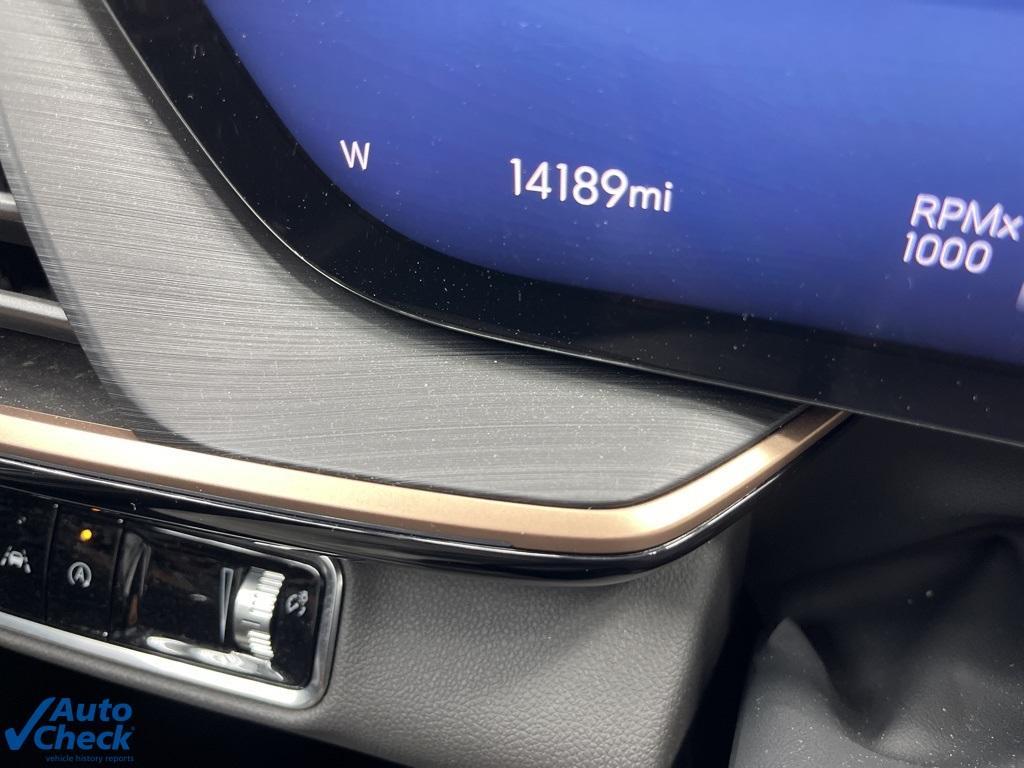 used 2025 Buick Envision car, priced at $29,500