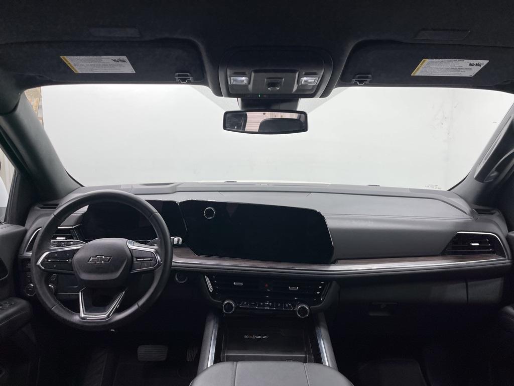 used 2025 Chevrolet Suburban car, priced at $64,000