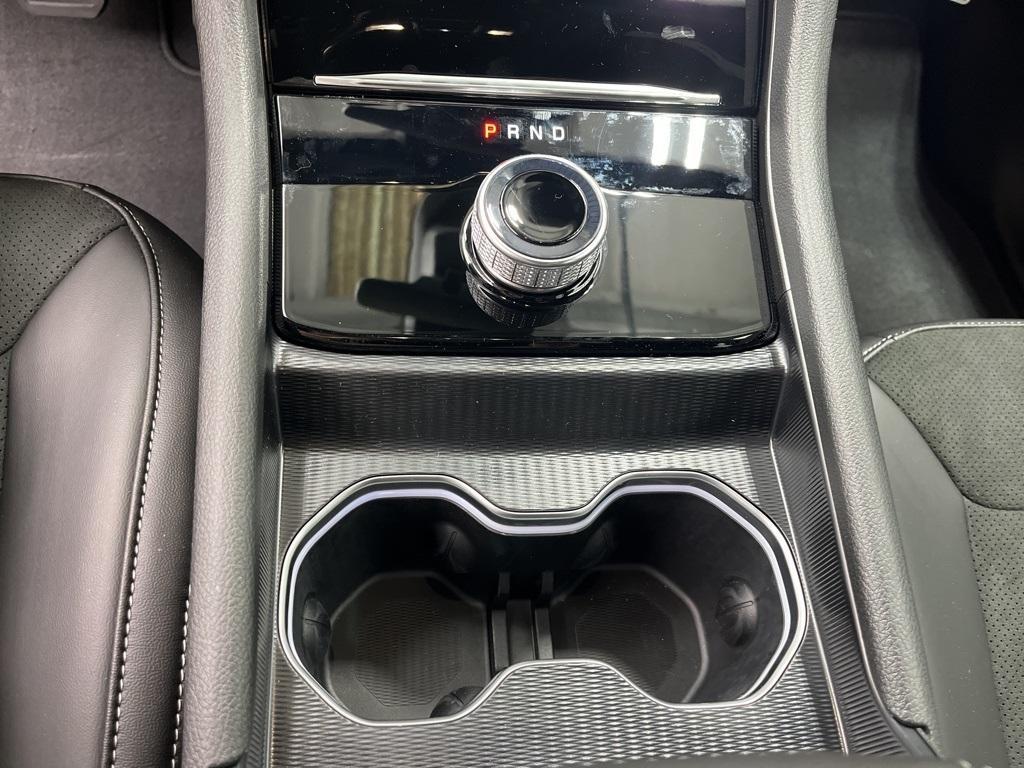 new 2025 Jeep Grand Cherokee car, priced at $44,561